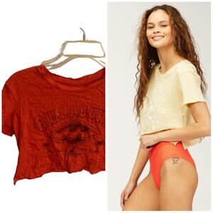 Billabong XS Diamond Crop Top Tee T Shirt Red Graphic Surf Beach Wave Palm Trees